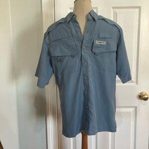 Hook & Tackle shirt short sleeves nylon 50 SPF repels water dries blue men’s S